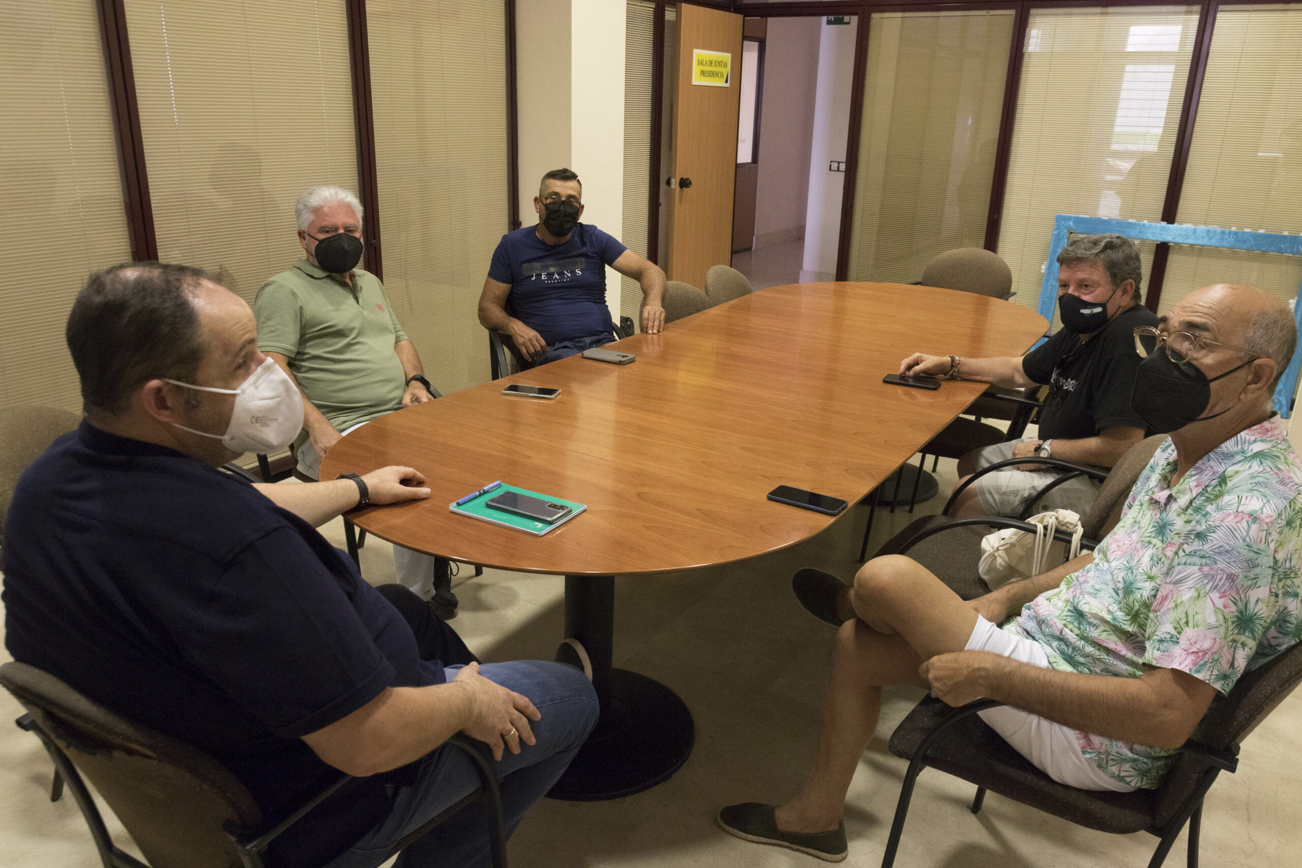 ENCUENTRO DEL GOBIERNO LOCAL CON LA FEDERACIÓN DE ASOCIACIONES DE VECINOS CIUDAD DE SANLÚCAR