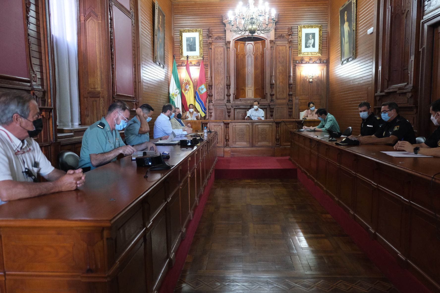 LA JUNTA LOCAL DE SEGURIDAD ABORDA LA CELEBRACIÓN DE LAS CARRERAS DE CABALLOS EN LA PLAYA