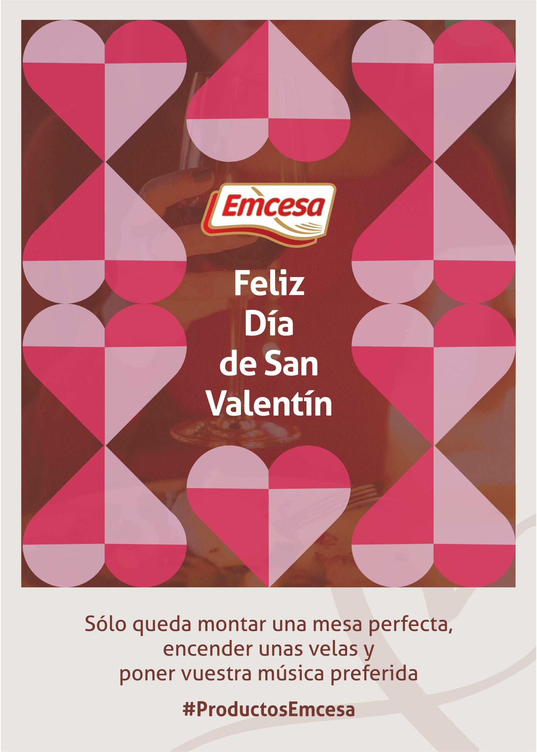 Emcesa ofrece una cena romántica