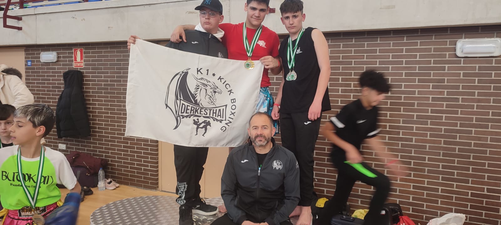Siete deportistas de Huétor Tájar obtienen medalla en el Campeonato Andaluz de Kick Boxing