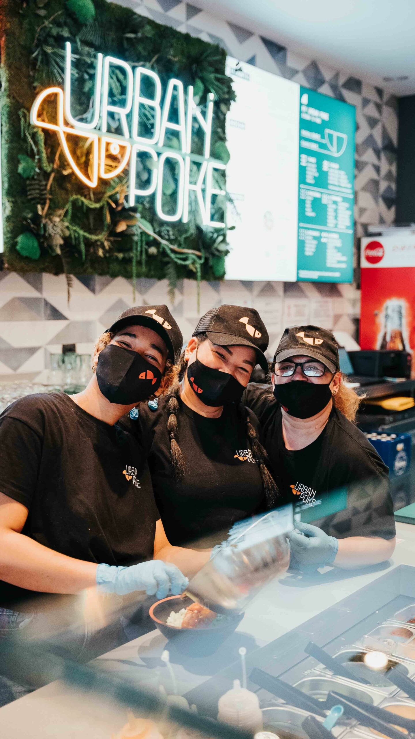 Urban Poke afianza su liderazgo en el sector de comida saludable con otra apertura más en la capital