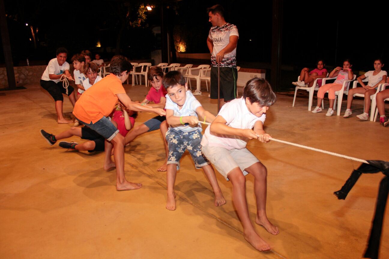 Huétor Tájar ayudará a los padres a conciliar su vida laboral y familiar durante el verano