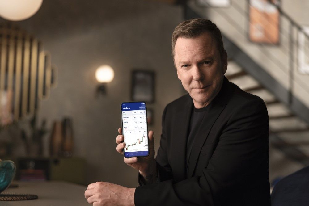Plus500 presenta su nueva campaña protagonizada por el polifacético actor Kiefer Sutherland