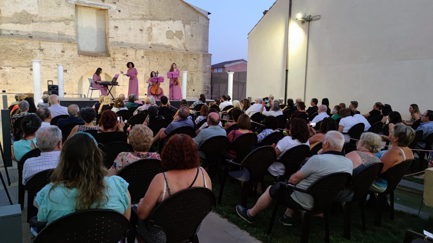 Las Musas de Euterpe inauguran los conciertos de verano en la Torre de la Alquería de Huétor Tájar