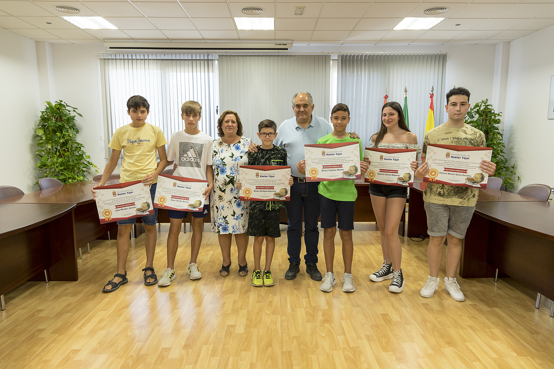 Los seis mejores estudiantes de Huétor Tájar tendrán piscina y cine gratis durante todo el verano