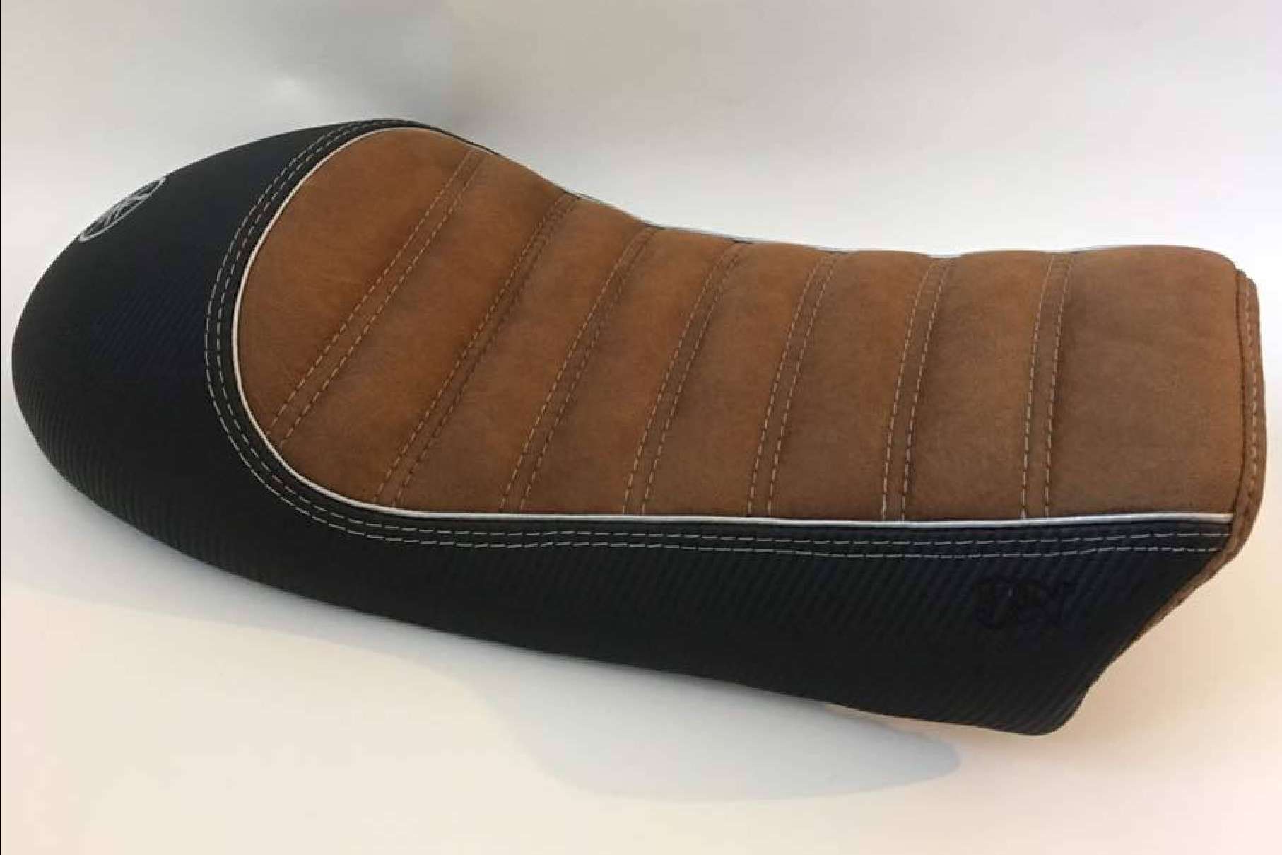 Tapizado asiento de moto online, por JM-FUNDAS