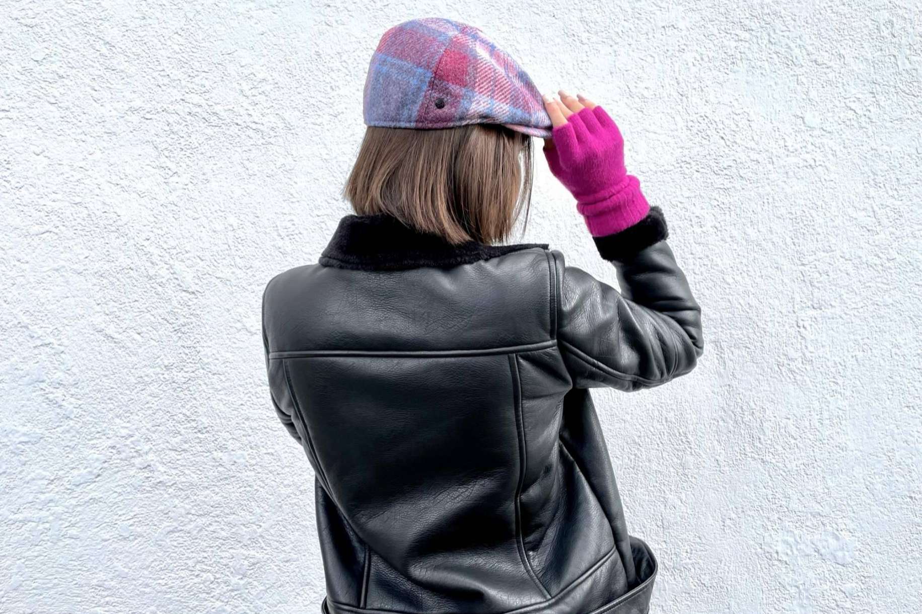 Santacana y su oferta en guantes mitones, el complemento de moda