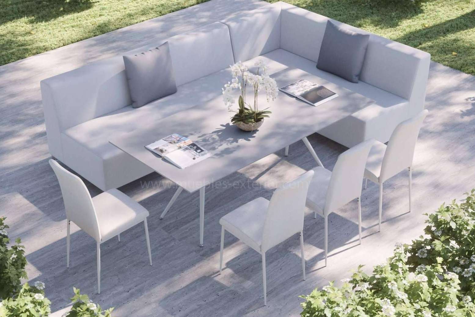 DecoraTuJardín.Com ofrece una amplia variedad de mobiliario, con diseños acogedores que se adaptan a los gustos y necesidades de los clientes