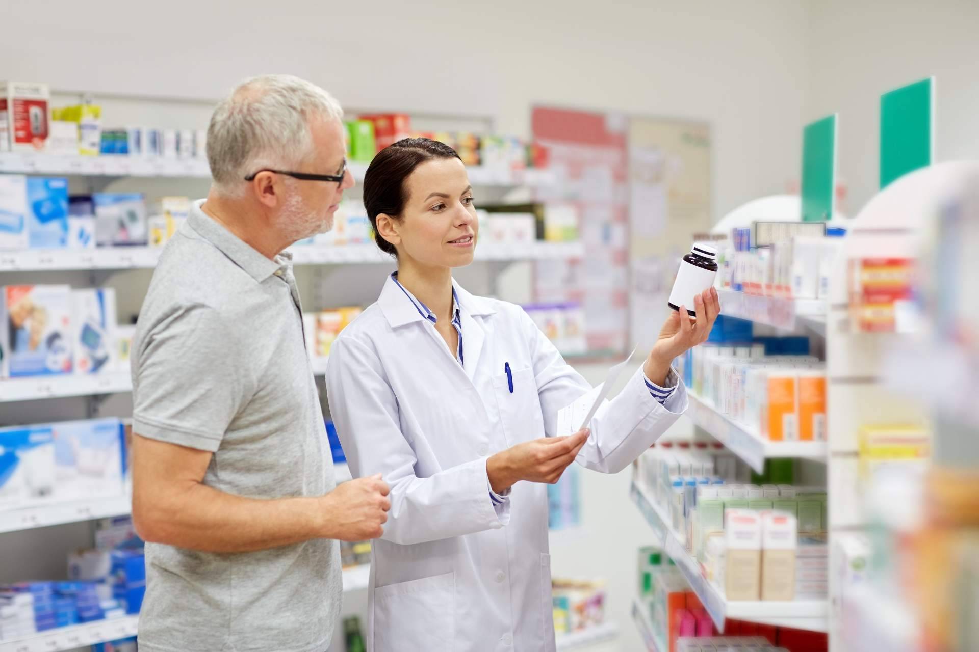 Todo lo que es importante saber y nadie cuenta para trabajar en el mostrador de una farmacia