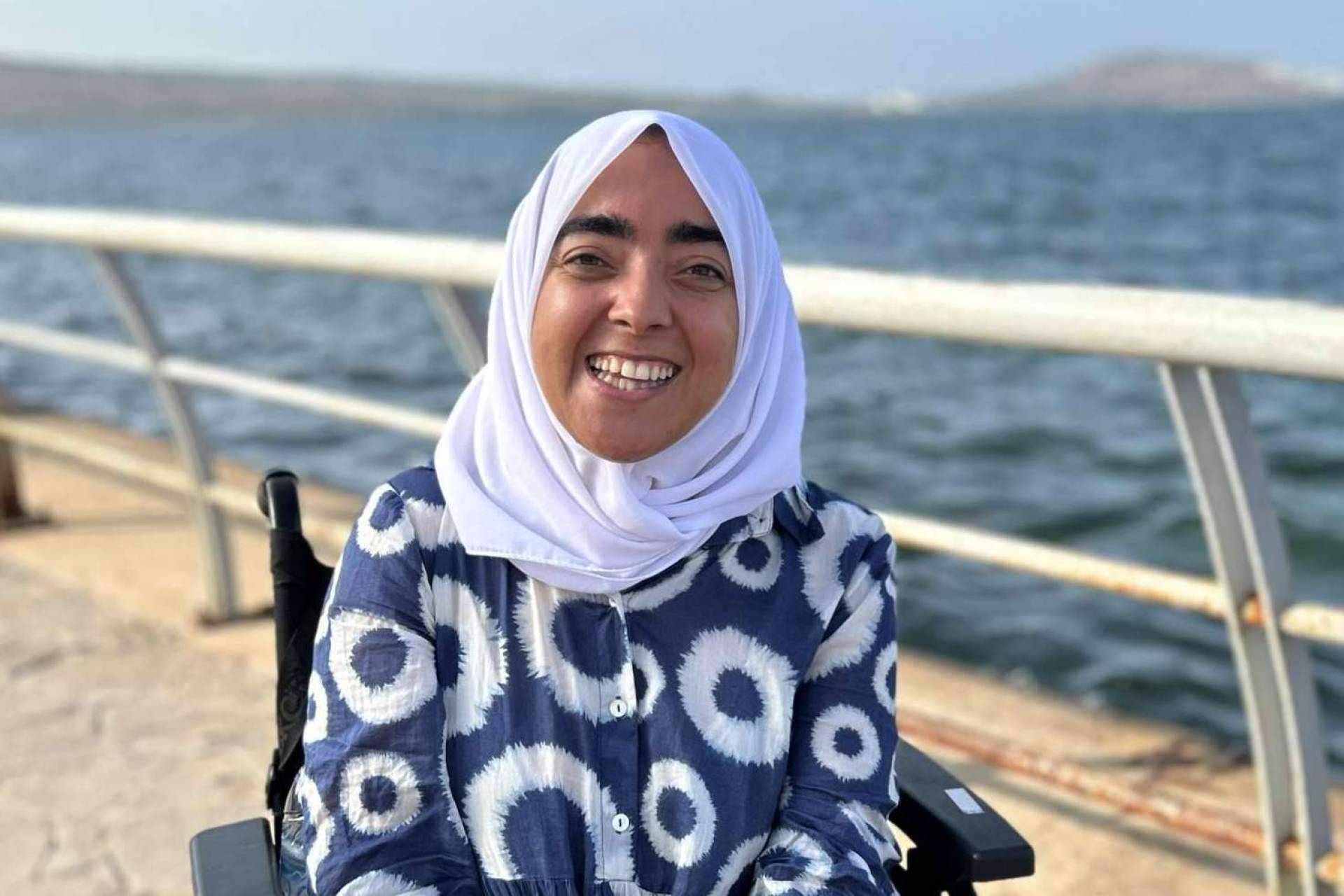 Hanan Riyani lleva a cabo sesiones de terapia holística y psicología