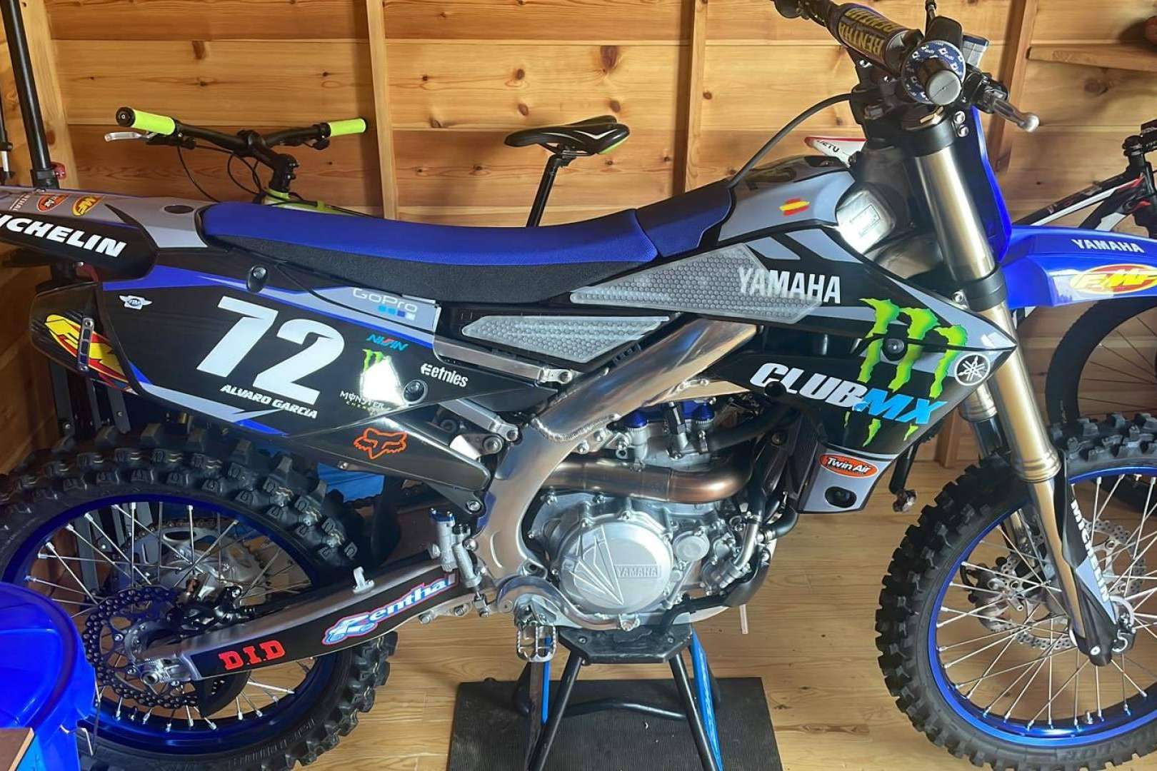 Adhesivos para motos offroad personalizables, en ADHESIVOSEMBARRADOS