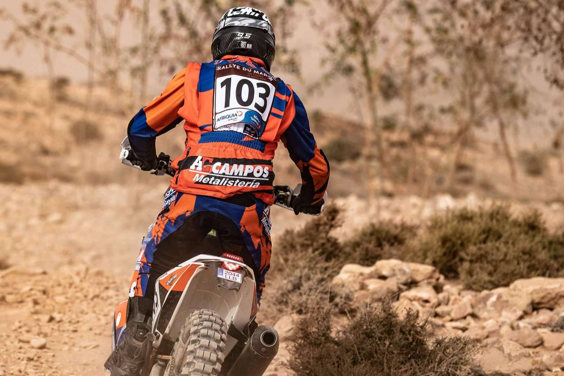 Personalización al extremo, los adhesivos para motos off road de ADHESIVOSEMBARRADOS