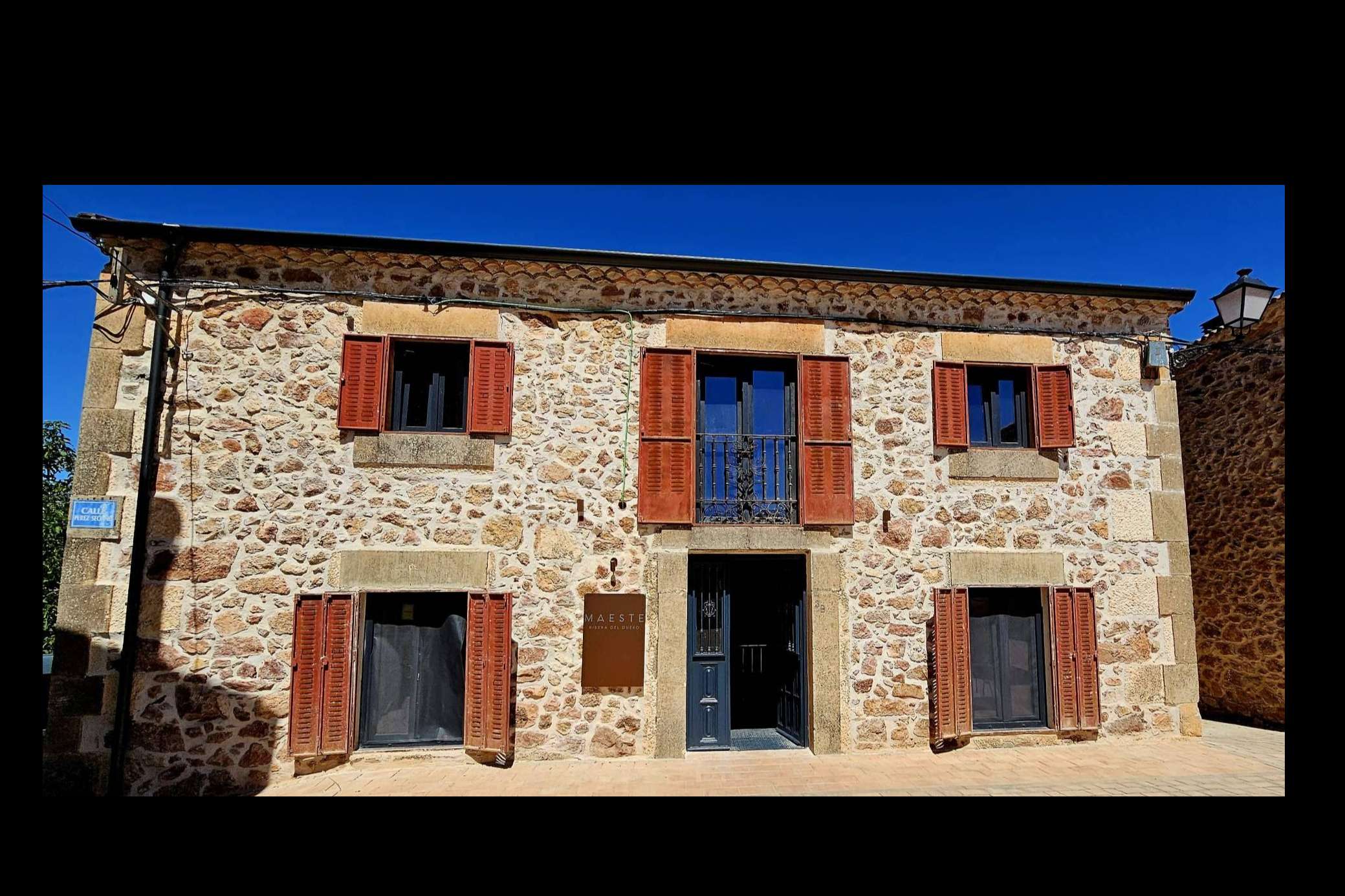 Inauguración de bodegas Maeste; viñedos de altura y con alma en el extremo sur de la Ribera del Duero