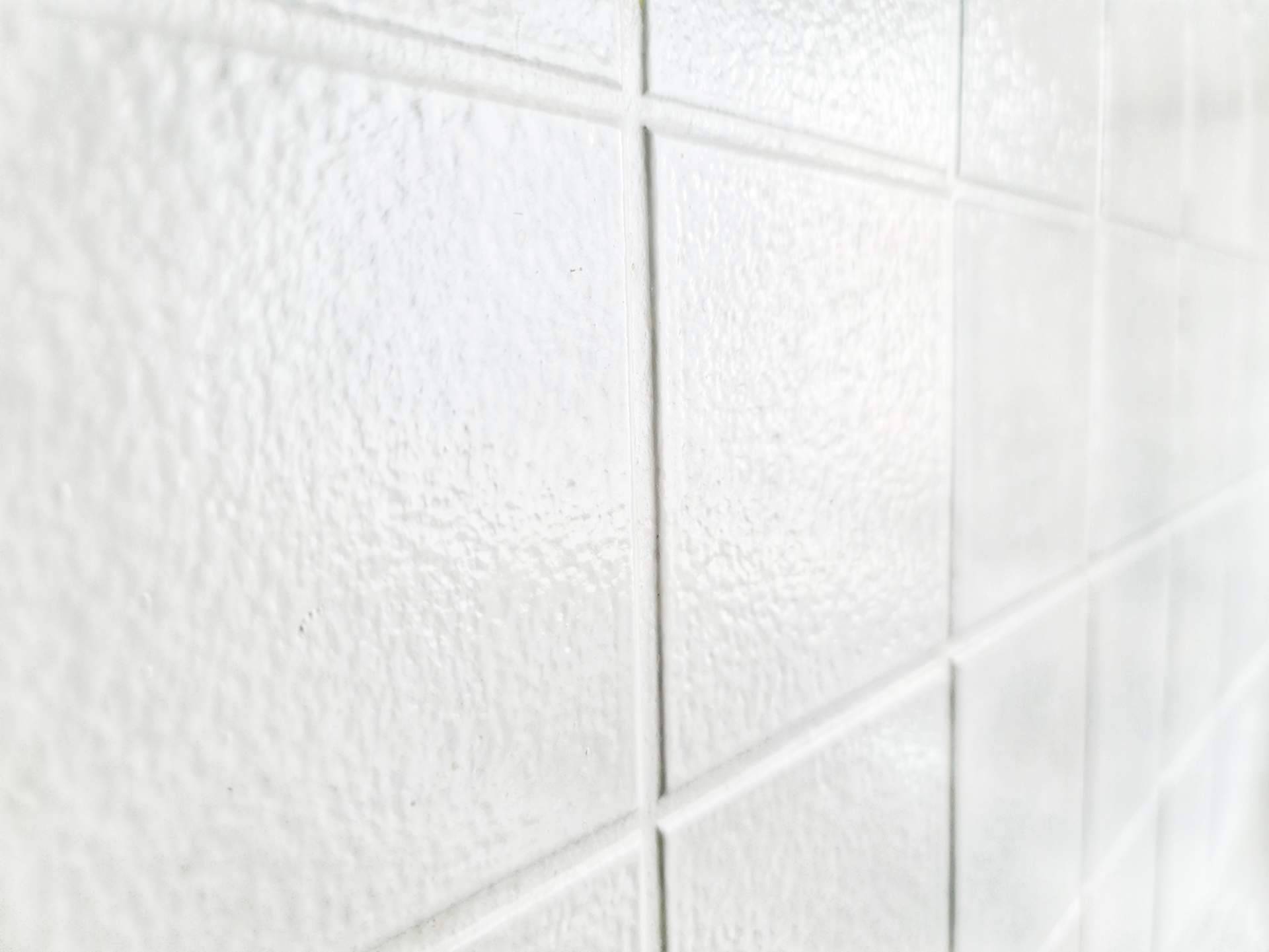 Cómo pintar los azulejos del baño la cocina con los esmaltes adecuados
