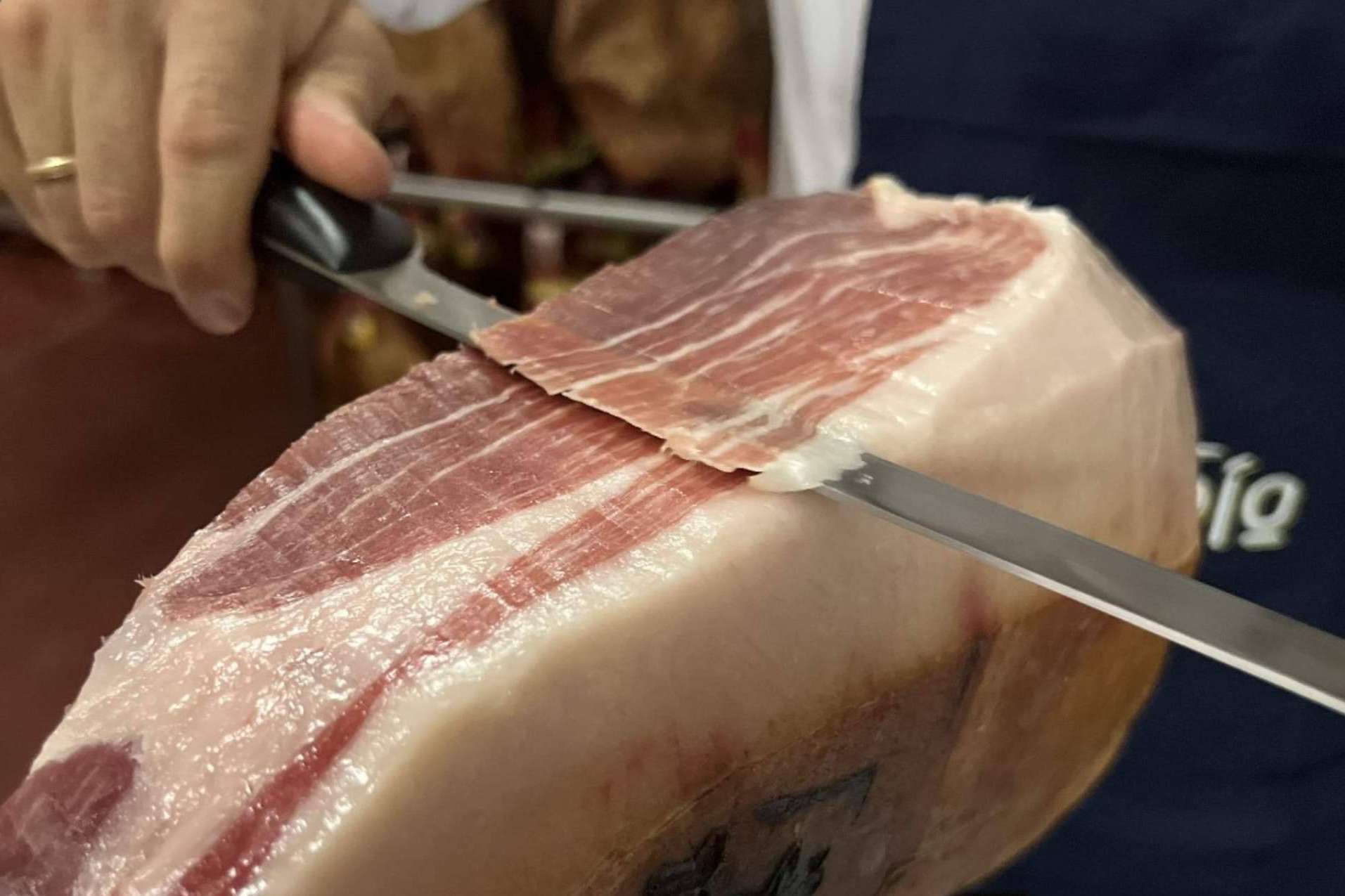 El portal Ibericomio.es establece una alianza con Jamones Castelfrio comercializar online el Jamón Perfecto en la U.E.
