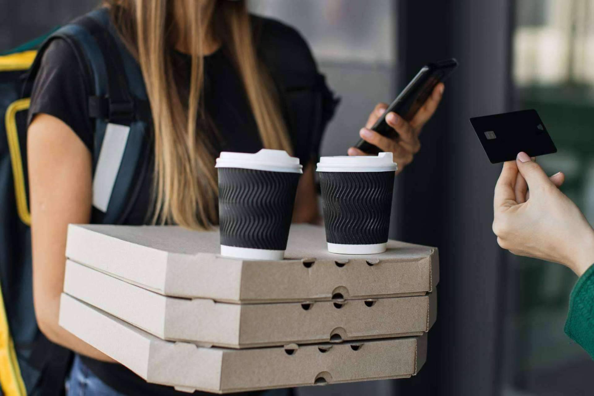 Estrategias para cumplir con la normativa legal en el delivery sin sacrificar eficiencia