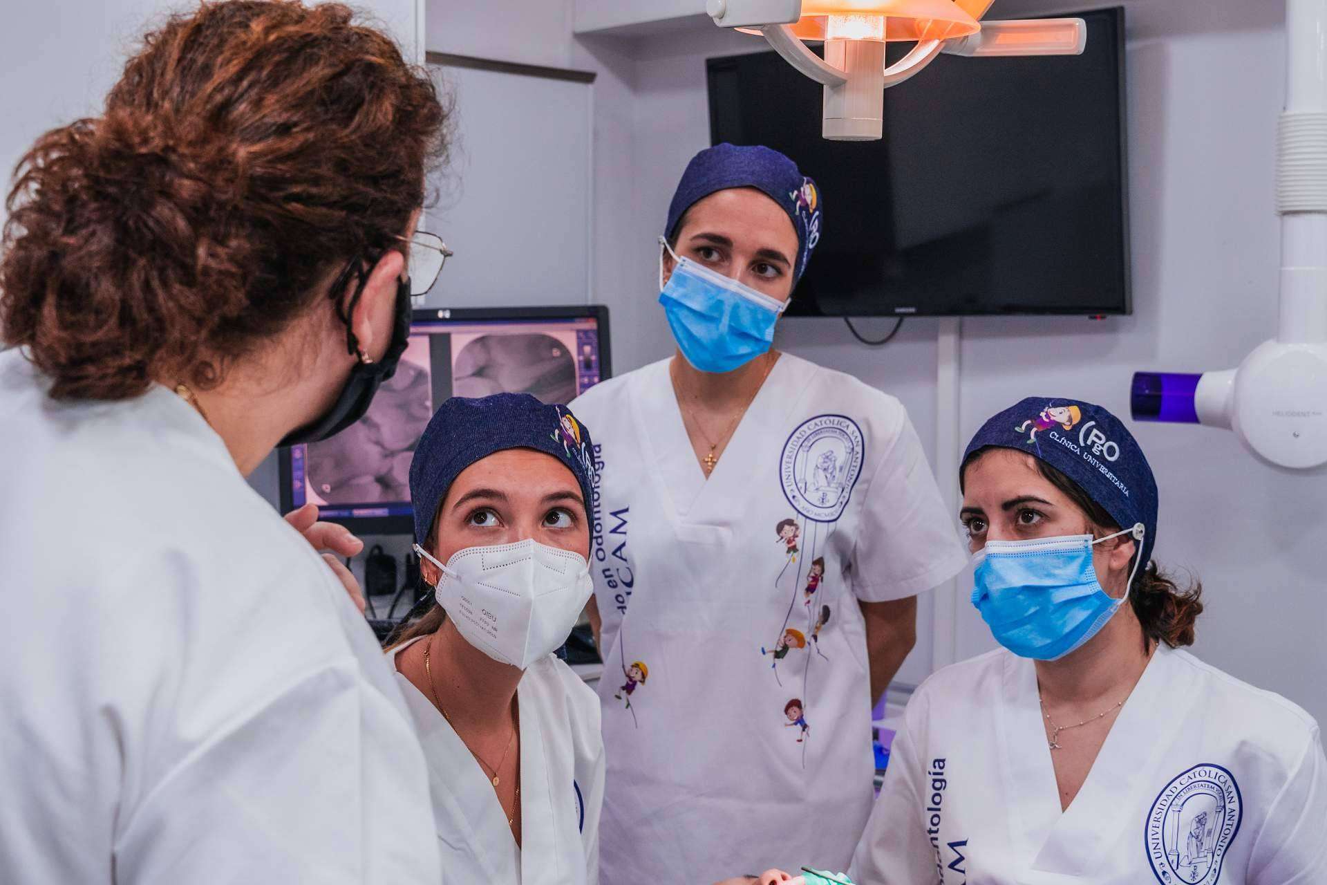 Formarse en odontopediatría con PgO UCAM