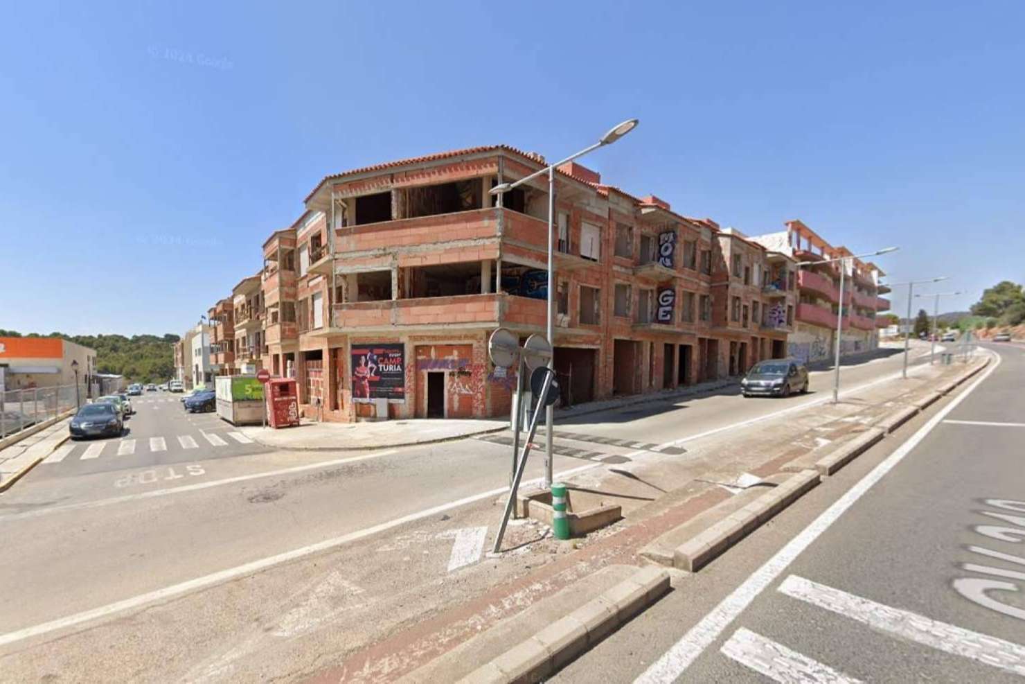 A subasta por más de 11 millones de euros una urbanización de gran potencial inmobiliario en Náquera