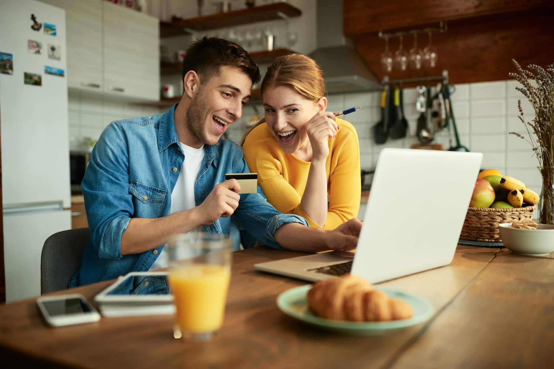 Cómo emprender sin riesgo y con inversión mínima con Grupo Devuelving