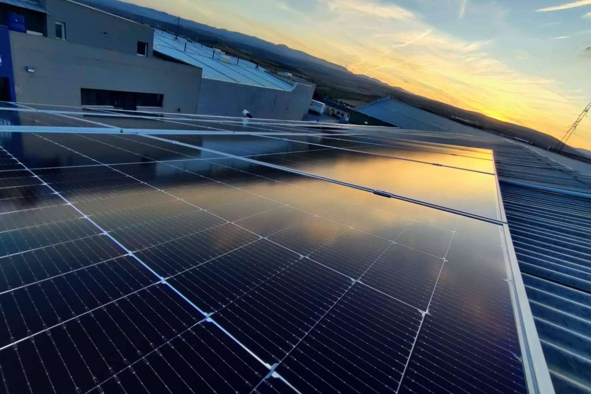 Hacer que el sol pague la factura de la luz; Así funcionan las placas solares