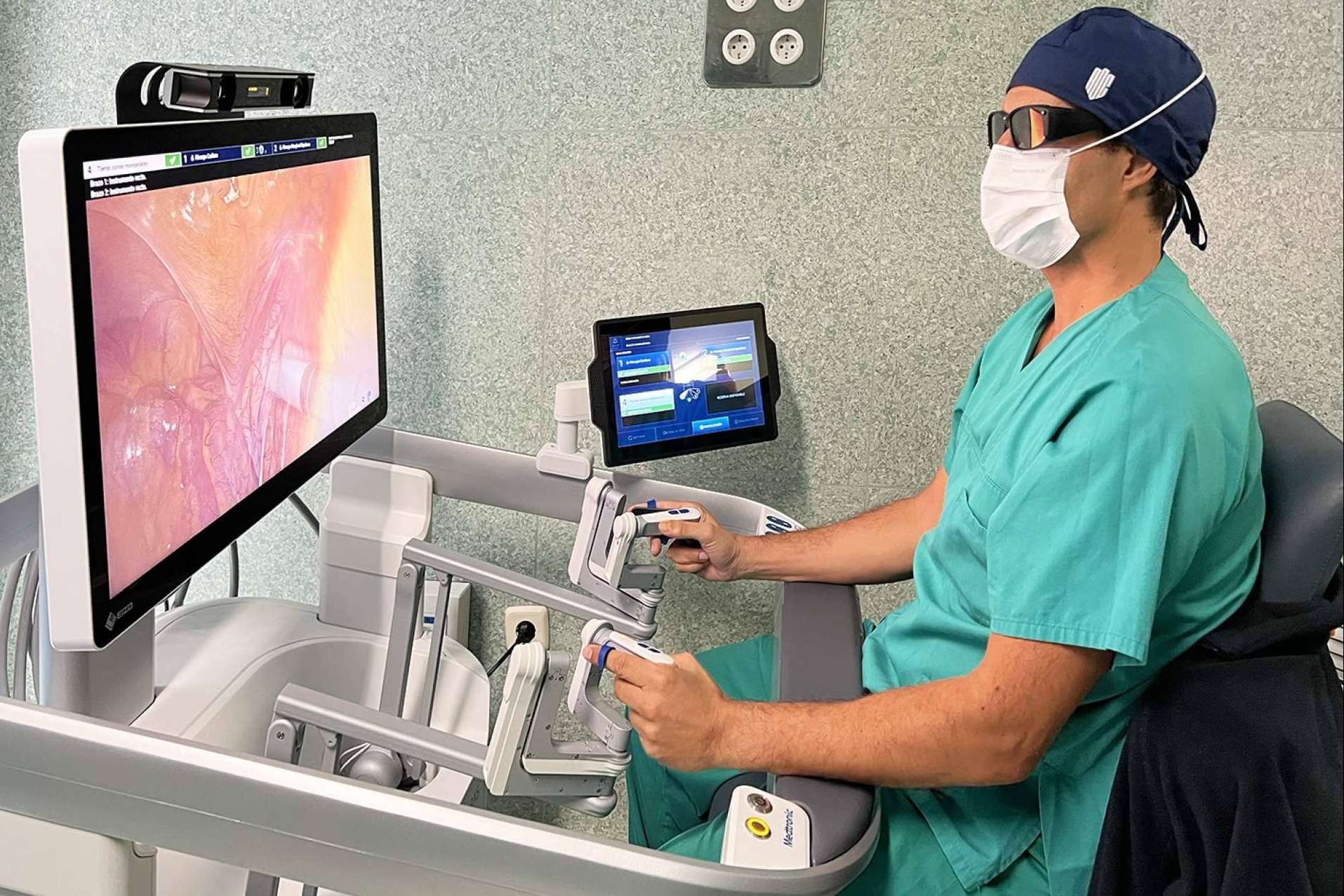 ROC Clinic, el servicio de urología más robotizado de España