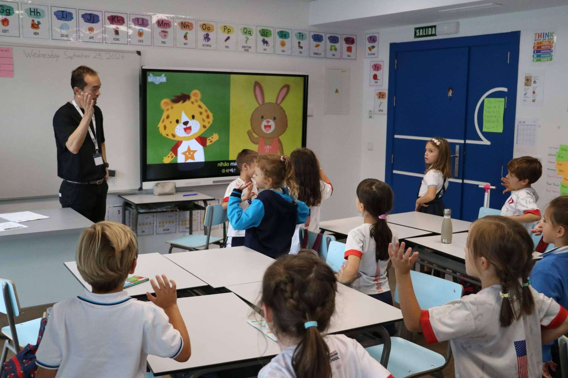 El bilingüismo, el aliado que impulsa las habilidades cognitivas en los niños
