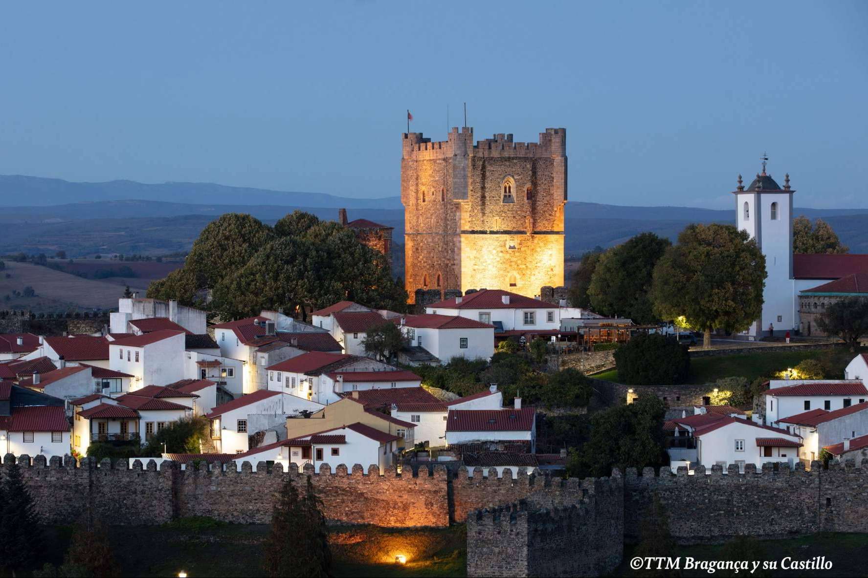 Semana Santa en Terras de Trás-os-Montes; Vivir la autenticidad del norte de Portugal a un paso de España