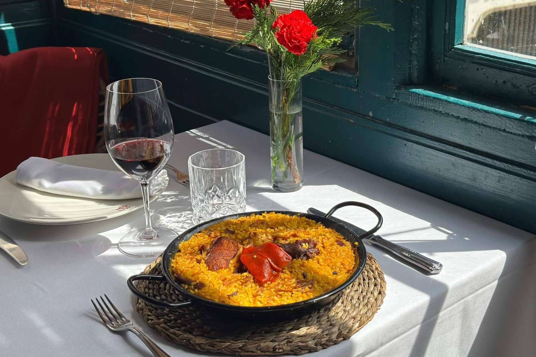 El restaurante Al Baile La Temprana de Oviedo celebra las Jornadas del Arroz con Pitu