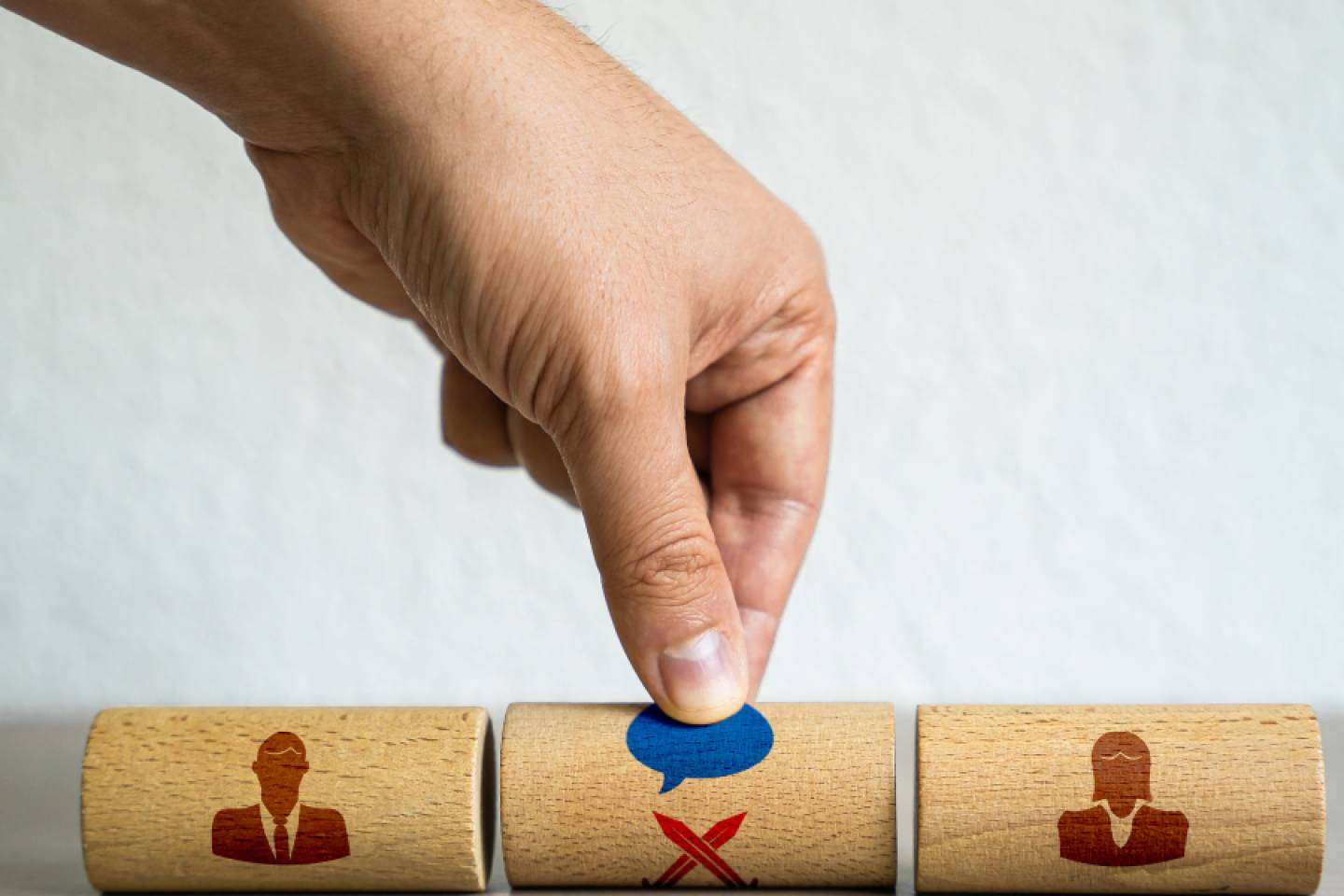 La mediación se convierte en una de las mejores oportunidades laborales en España