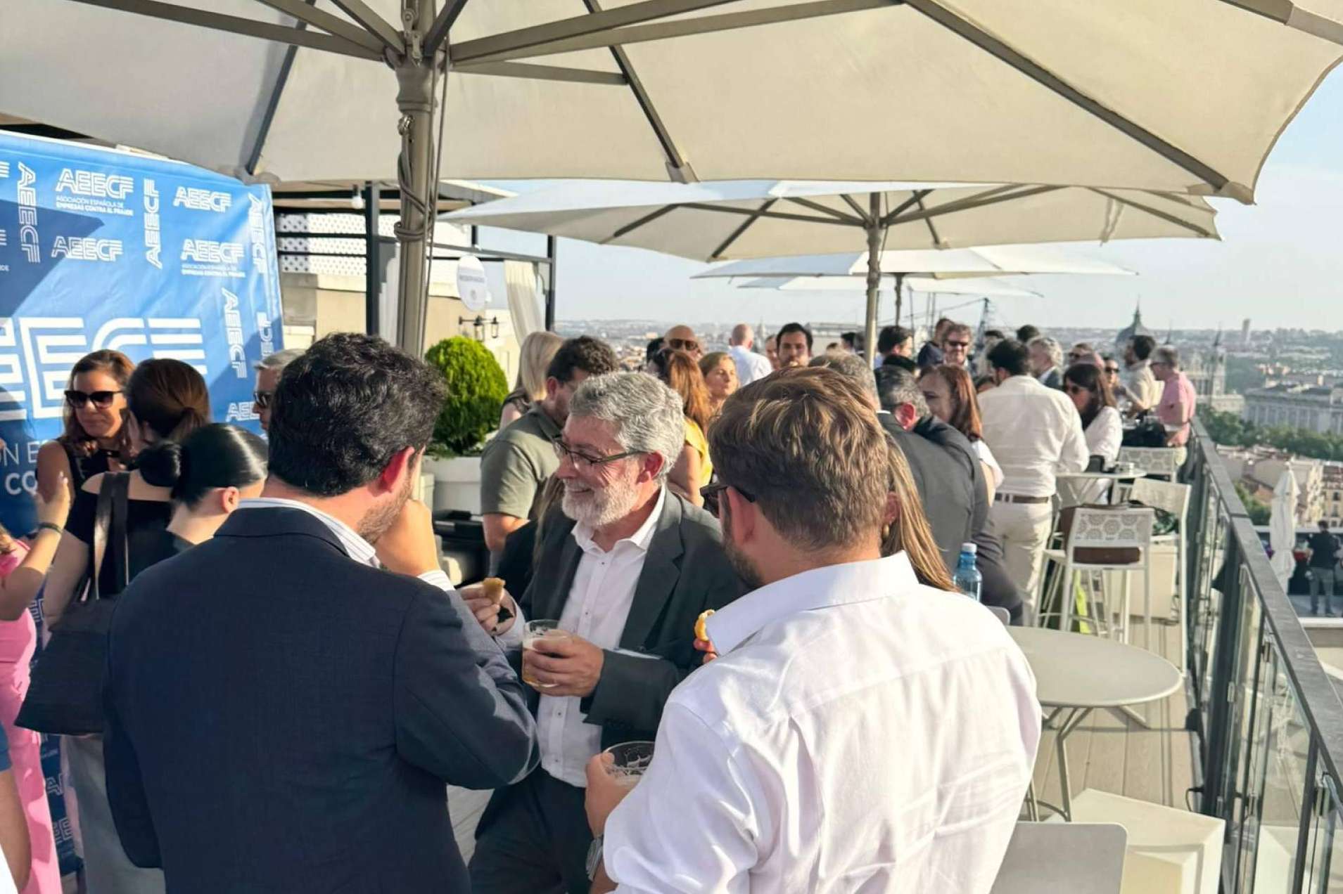 La AEECF celebra con éxito el I Congreso de Fraude Digital y lucha contra la Ciberestafa en Madrid