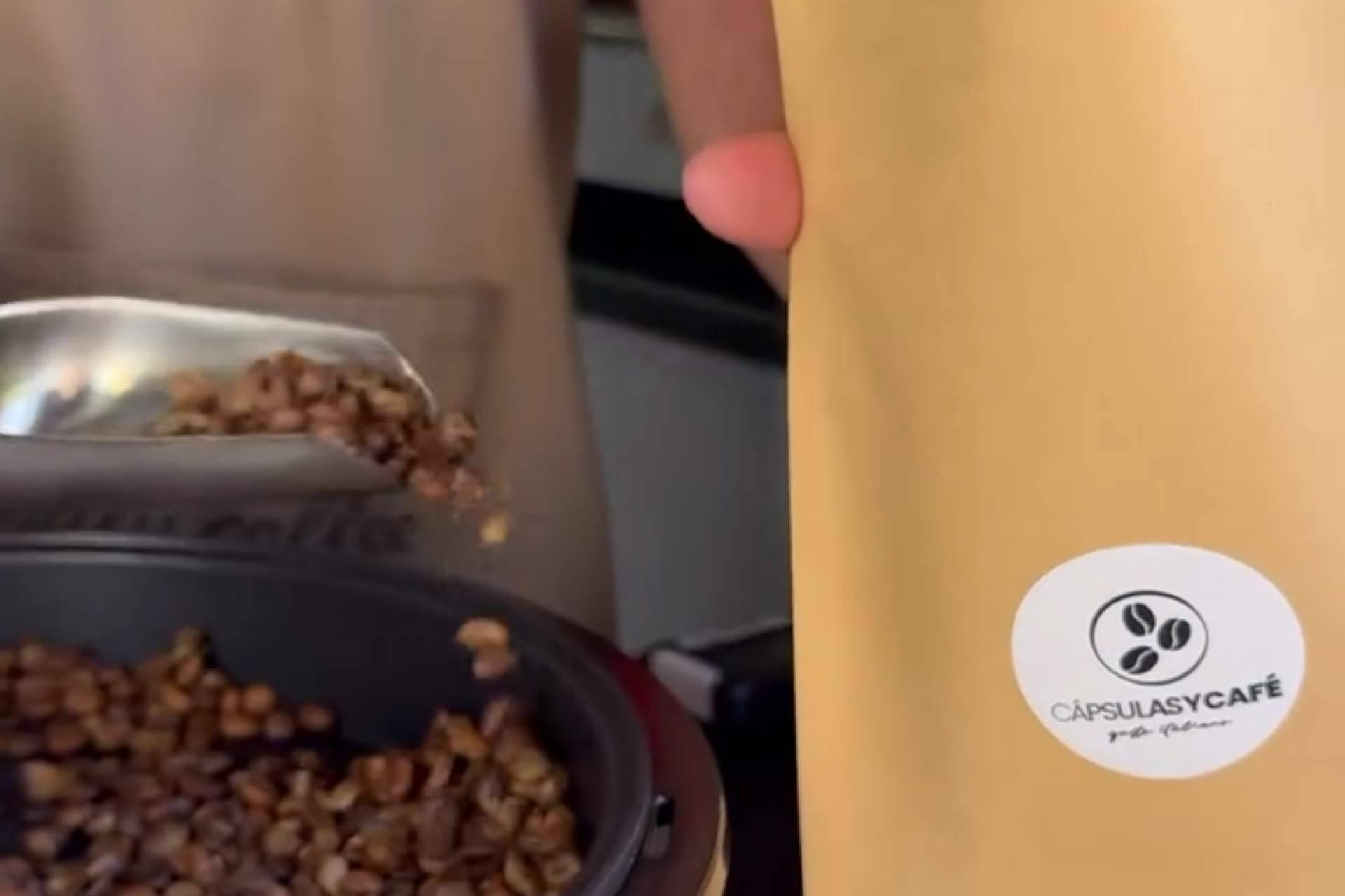 Cápsulas y Café, calidad en cafés de orígenes y blends italianos para oficinas y negocios de hostelería