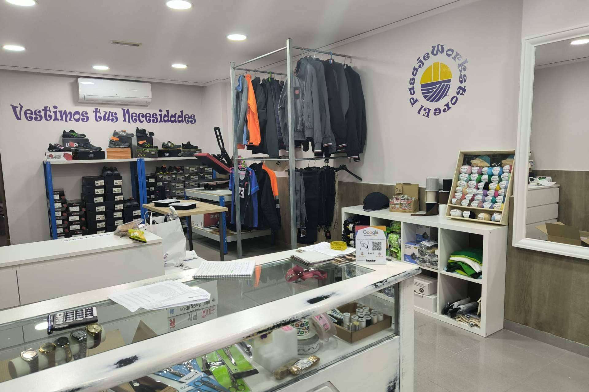El Pasaje WorkStore impulsa la ropa laboral personalizada para empresas y profesionales en toda España