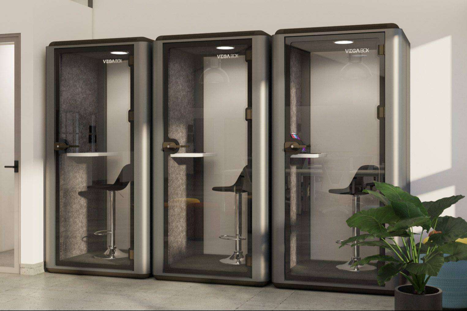 SYC Mobiliario impulsa el mobiliario oficina adaptado al teletrabajo, con cabinas acústicas y sillas ergonómicas