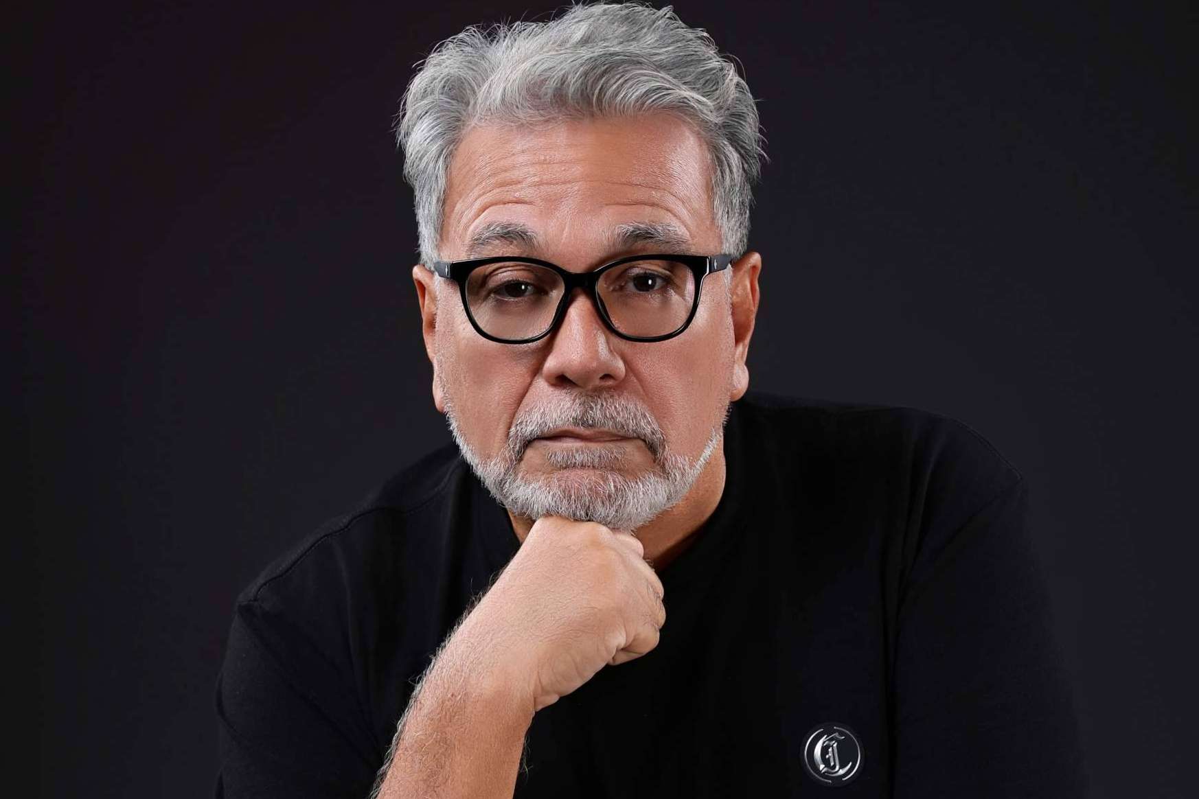 'Abrazando la finitud', Germán A. DeLaRosa reflexiona sobre el duelo, la pérdida y la impermanencia
