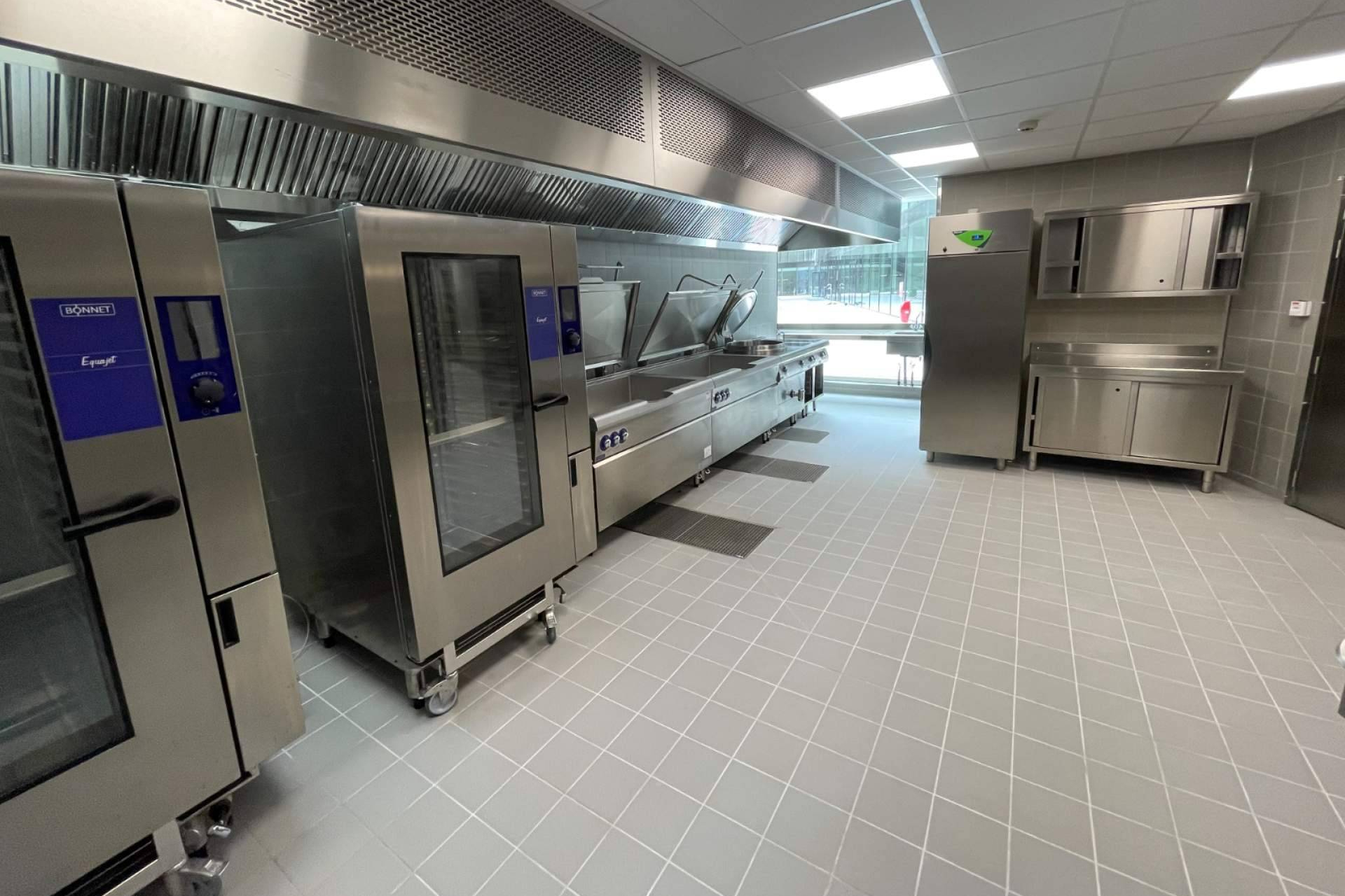 IHS Tecnológicos; Comprar maquinaria de Cocina de Calidad, garantía de ahorro para la hostelería