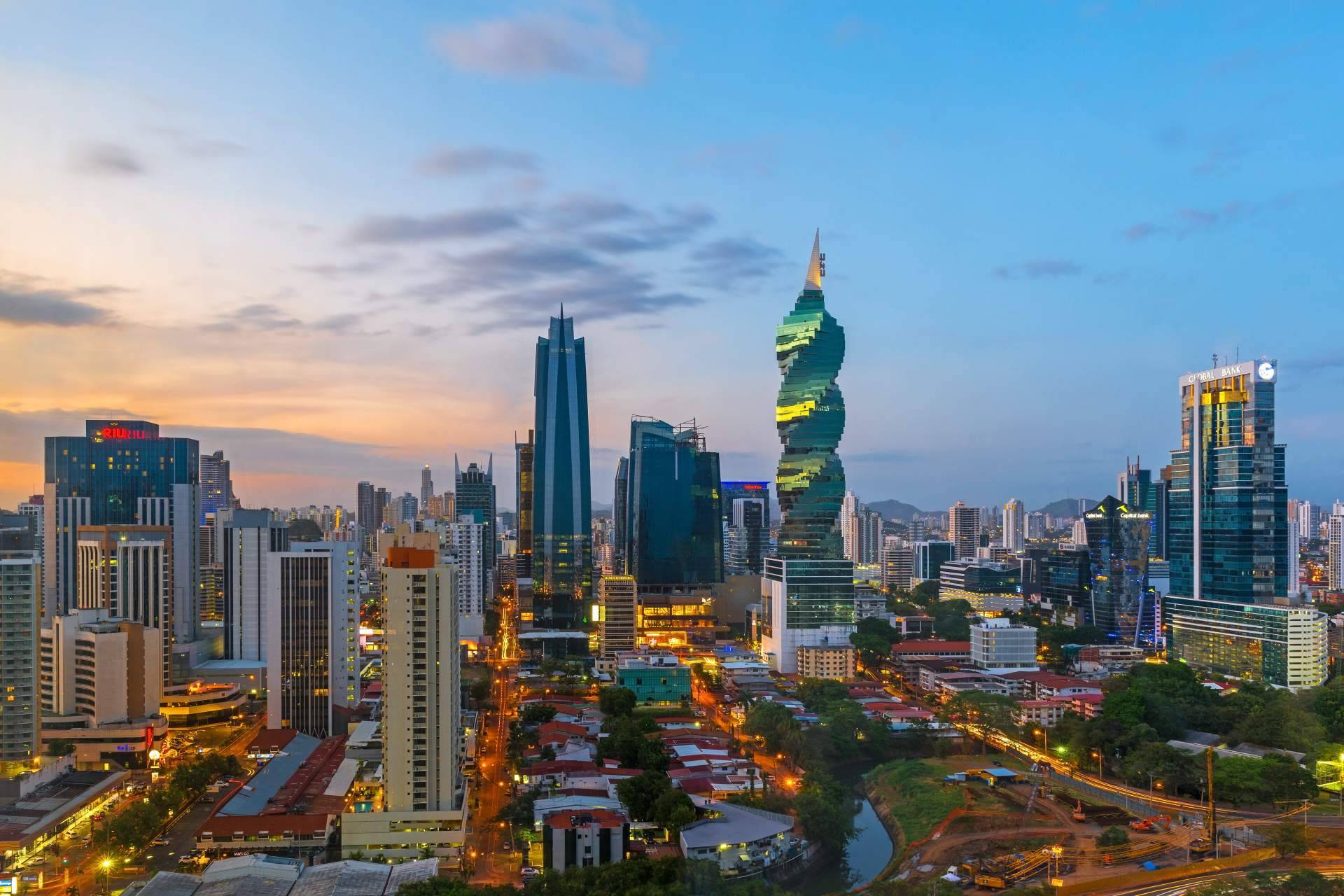 Legal Solutions Panama; cómo invertir en bienes raíces en Panamá siendo extranjero
