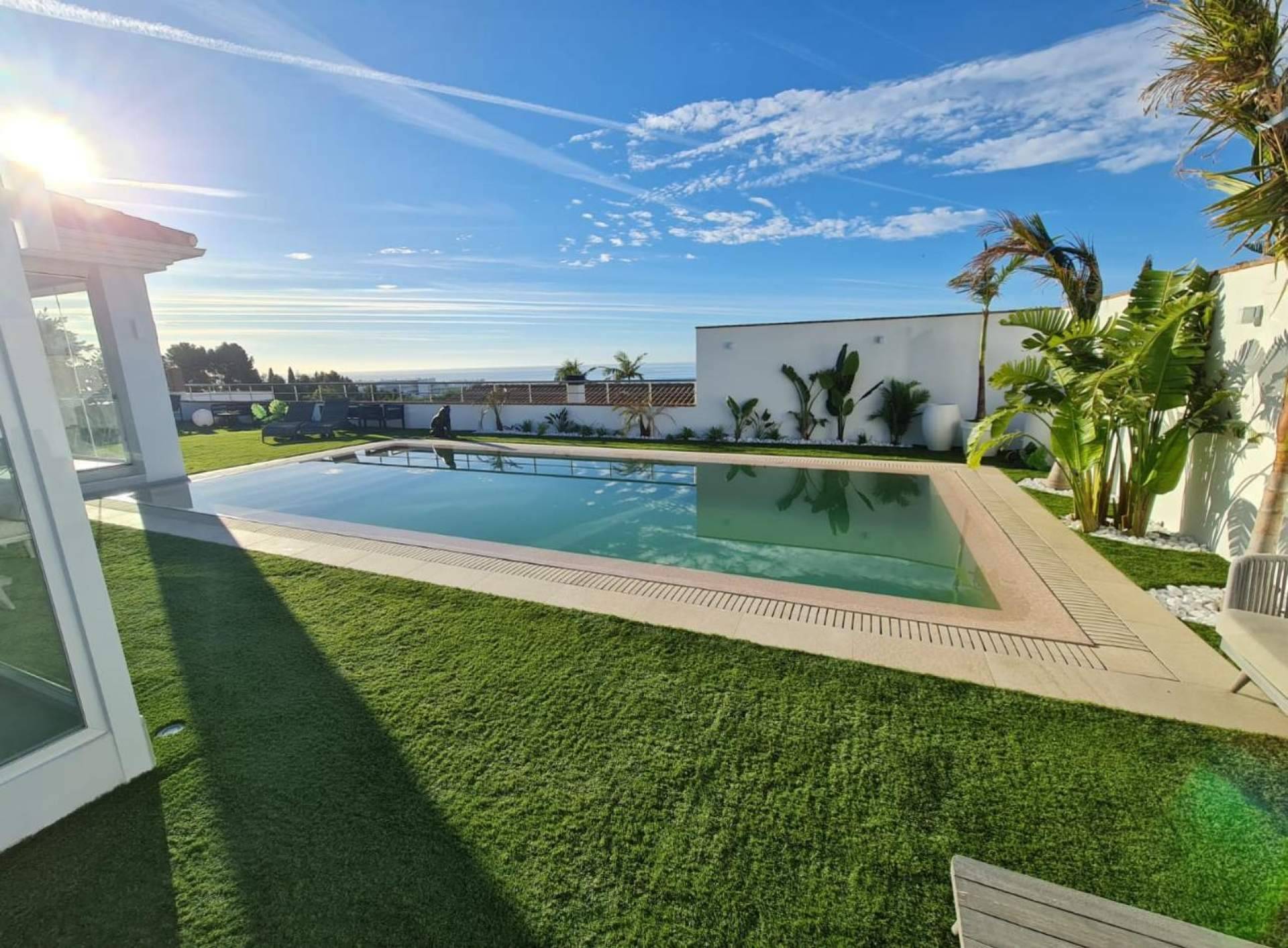 Piscinas Castellón revoluciona el mercado con piscinas elevadas y proyectos a medida