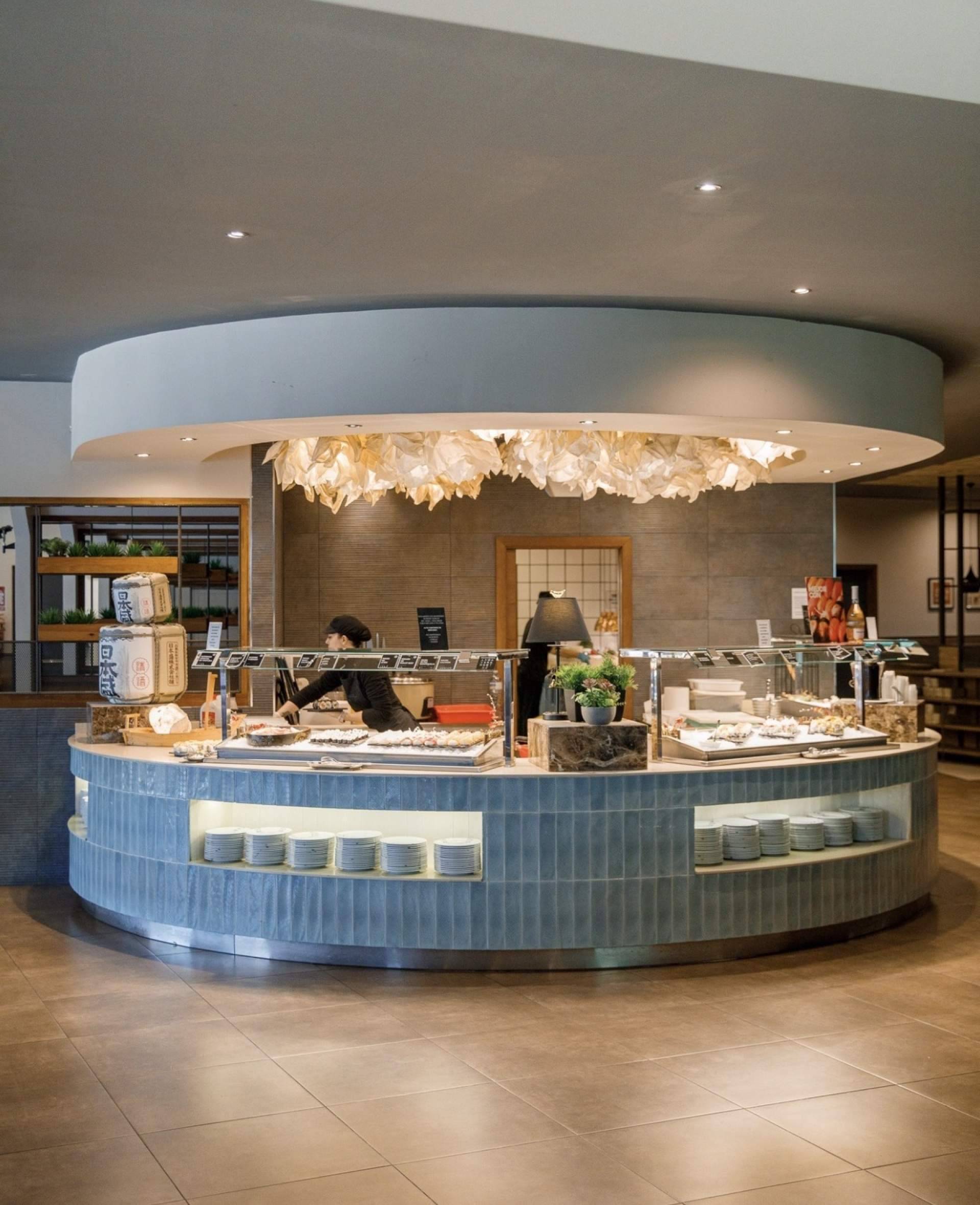 Colonial Buffet; El buffet libre en Valencia favorito de las familias y grupos por su variedad de más de 350 platos