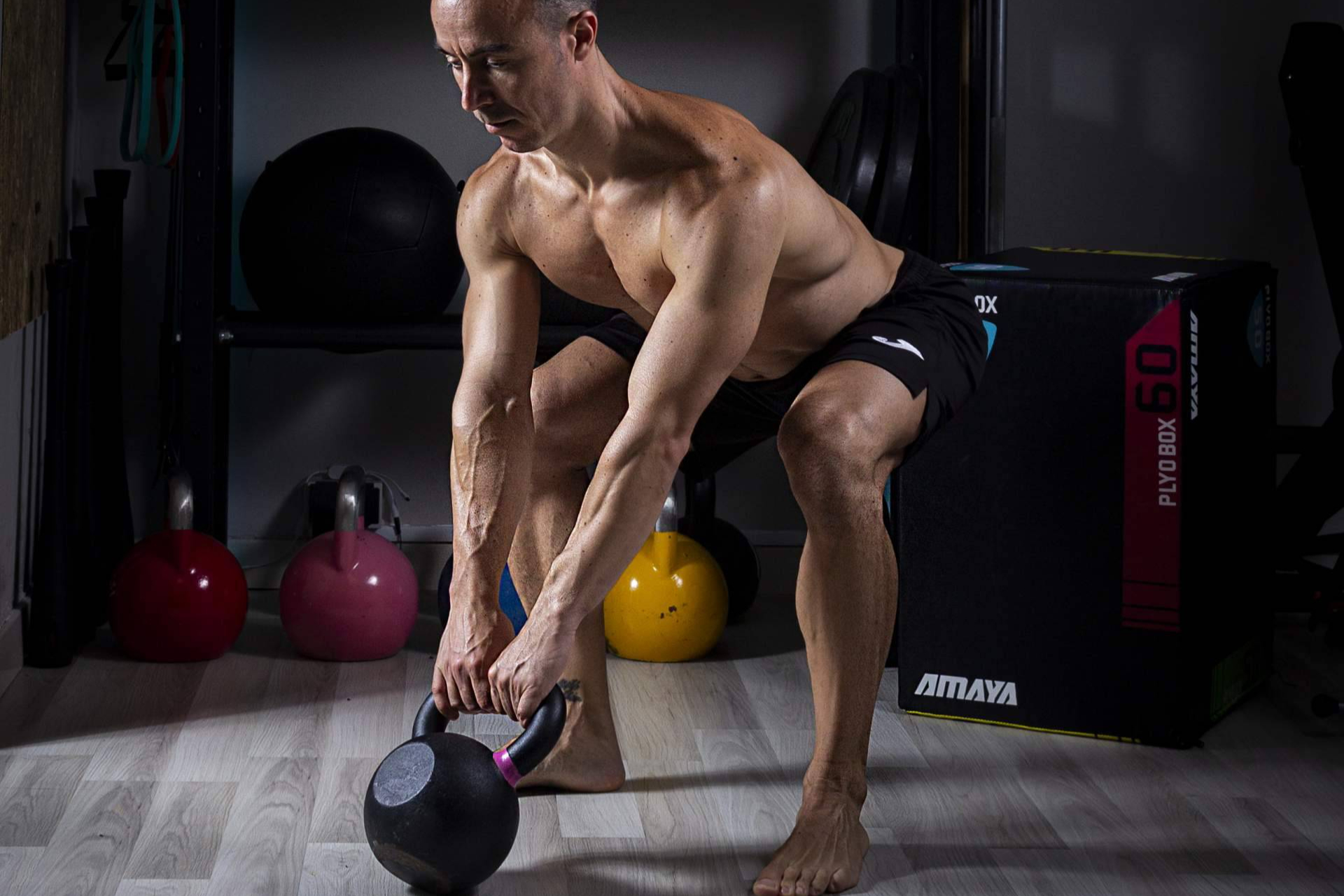 ¿Por qué se ha vuelto tan popular el entrenamiento con kettlebells?