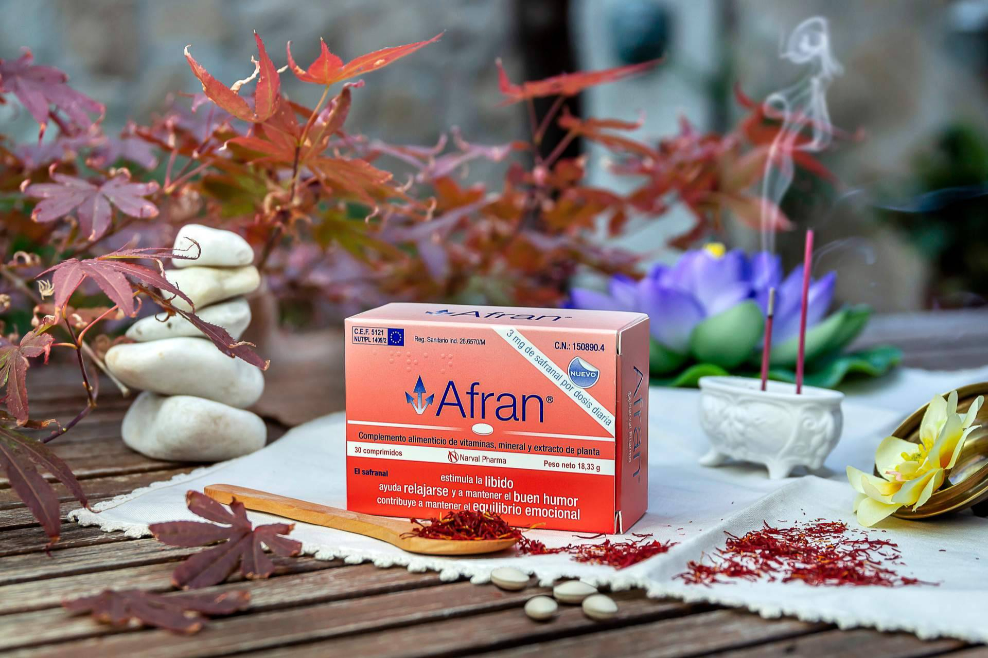 Afran con safranal; equilibrio emocional visible en todas las etapas, incluida la menopausia