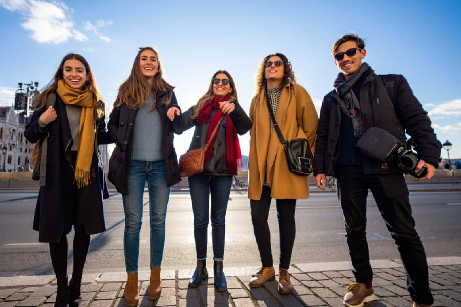 ¿Es seguro viajar solo? Descubrir todo lo que se necesita para viajar solo con seguridad