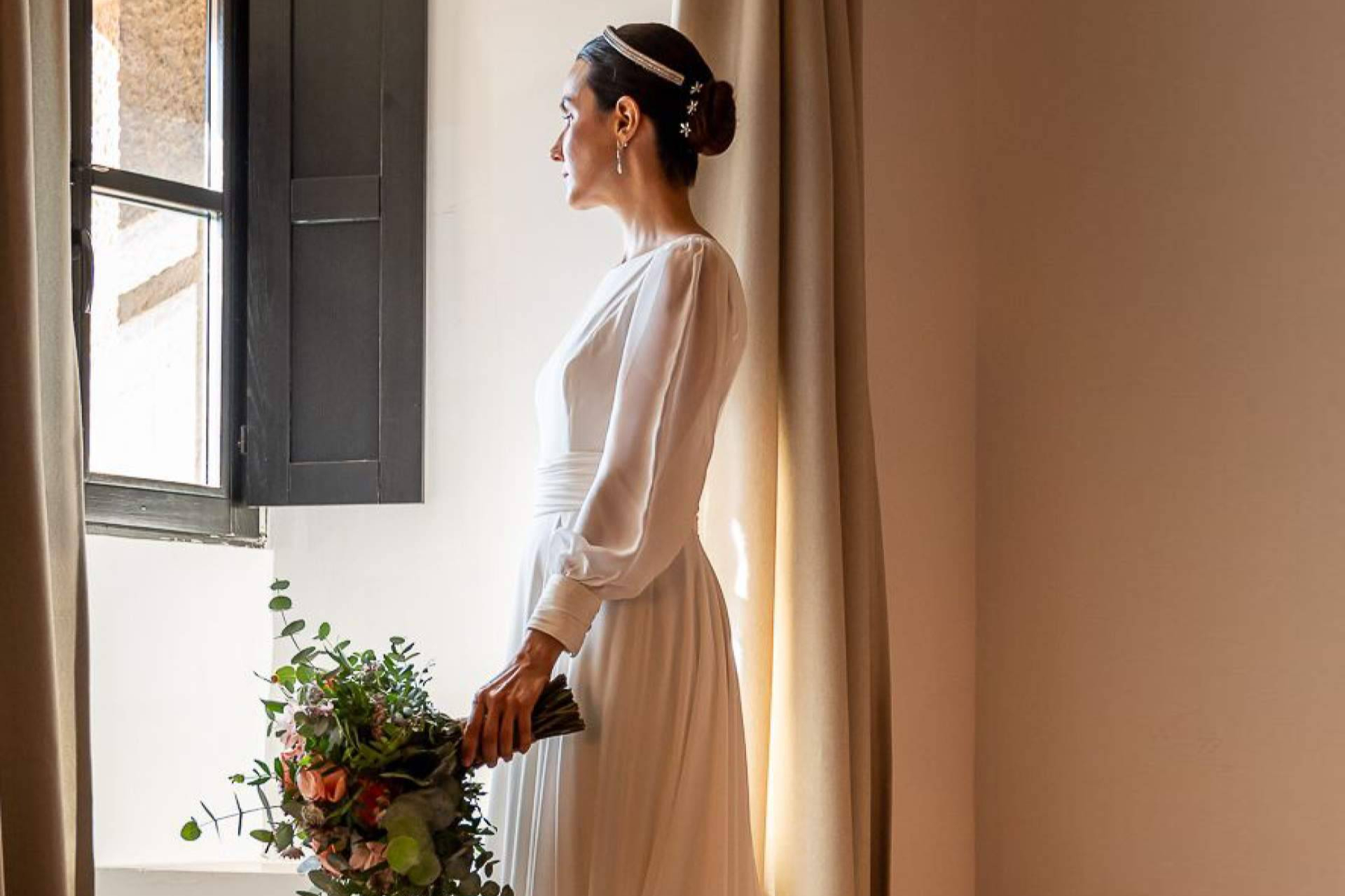 Cuando la artesanía viste el amor; la boda de Carolina en Sigüenza