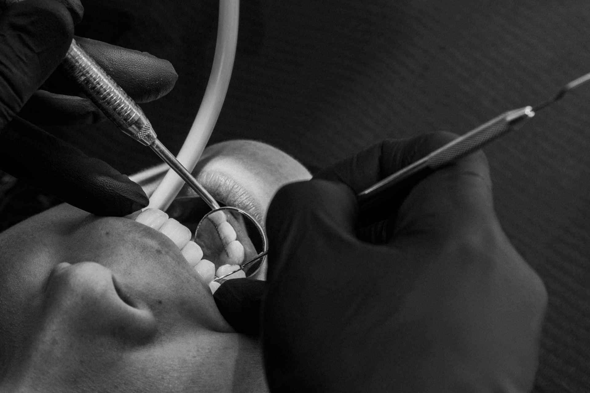 'Saber es sanar'; Exö Höllenback apuesta por la prevención como eje de la odontología moderna