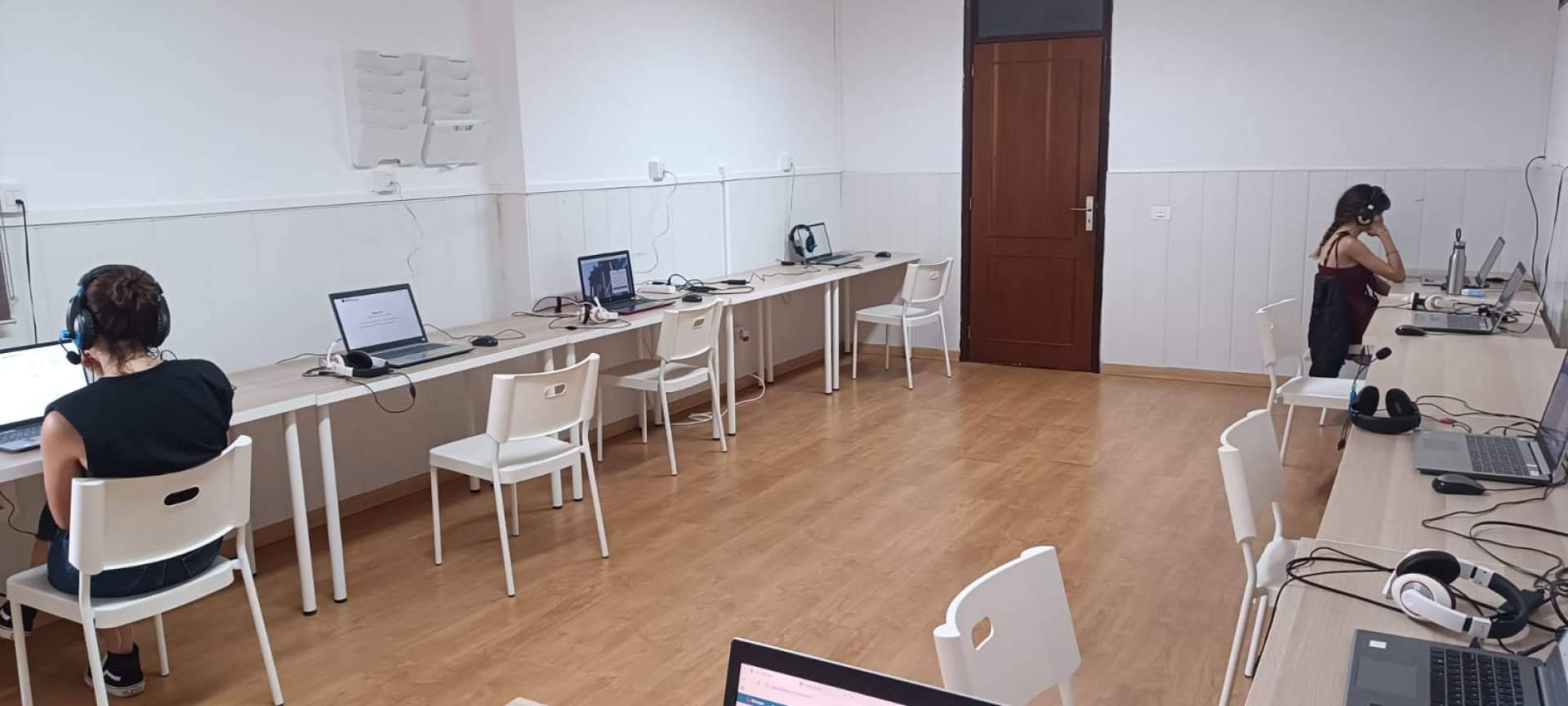 Academia de inglés Tenerife; la importancia de elegir un centro especializado en exámenes oficiales