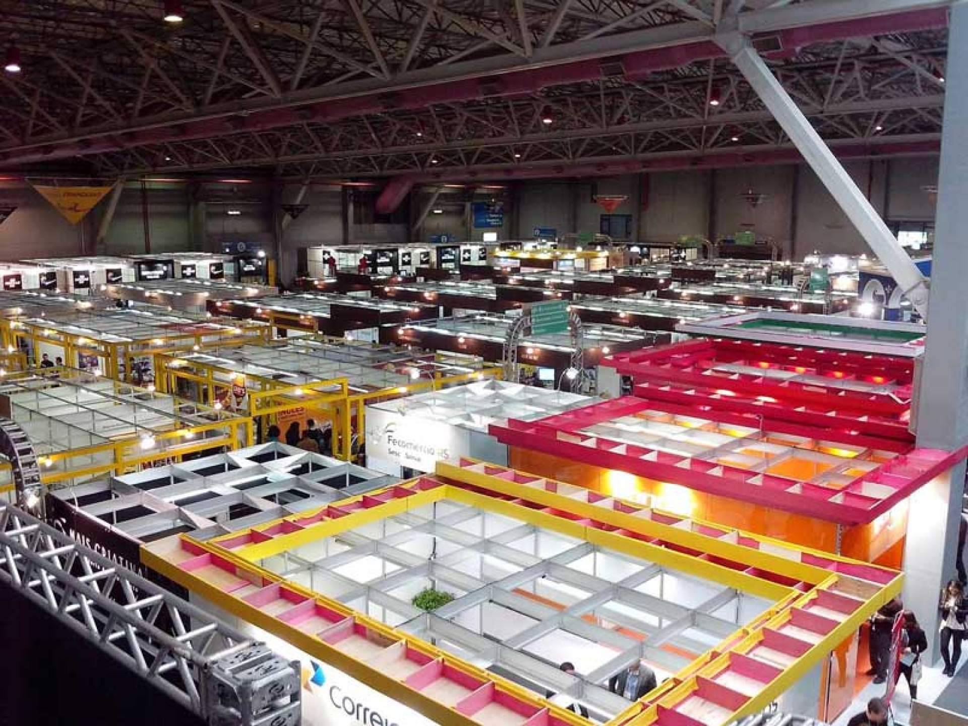 Solo Azafatas amplía su equipo para responder al incremento de eventos en Canarias durante la temporada estival