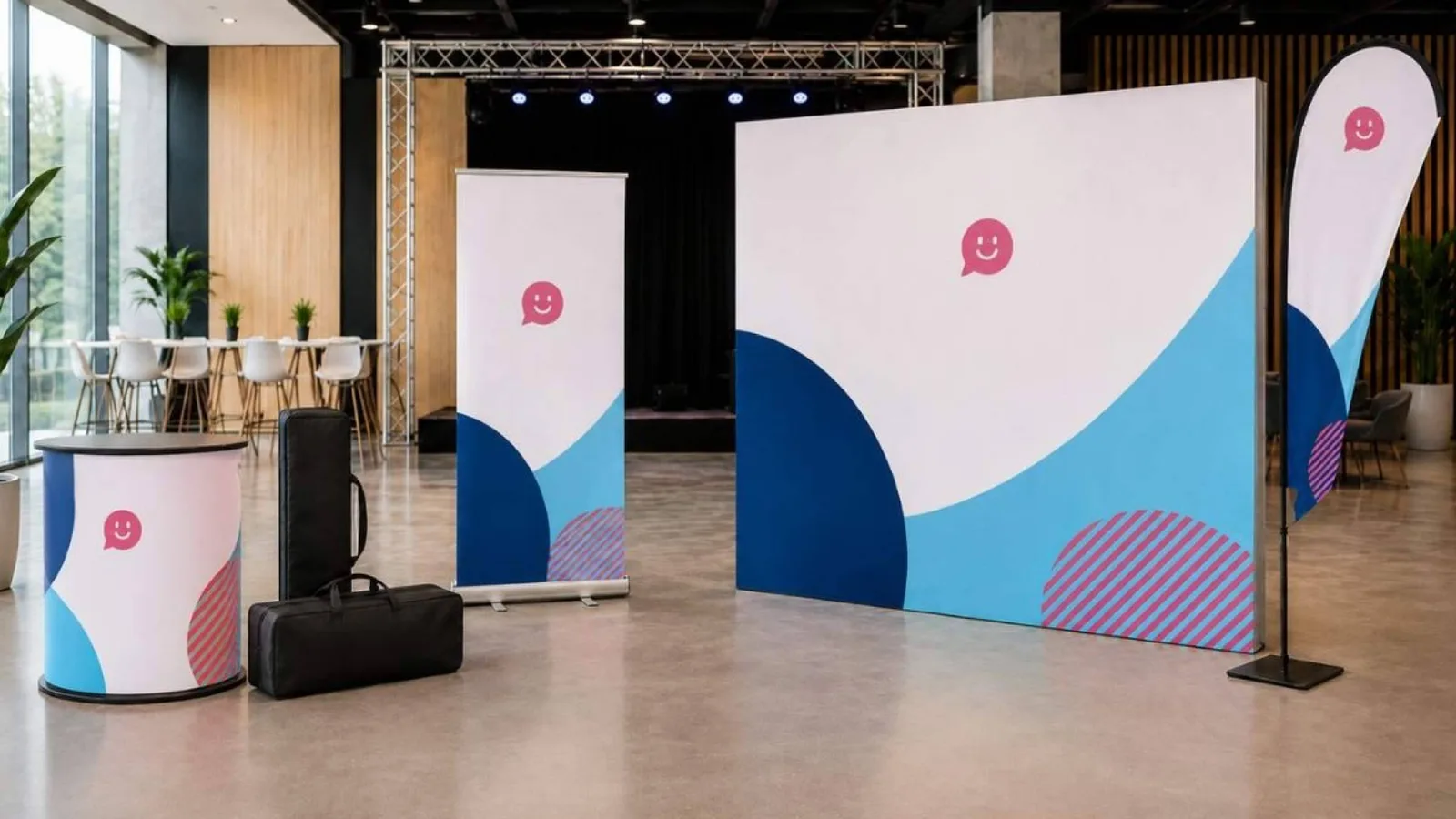 El sector de los eventos recurre al material impreso y las pegatinas personalizadas de Jumboprinters para captar la atención del público
